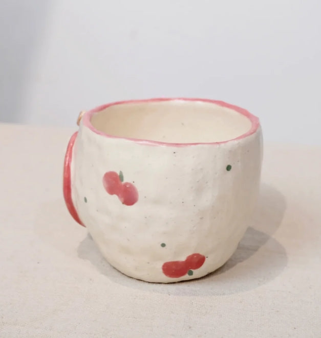 Handmade ceramic three-dimensional apple cup