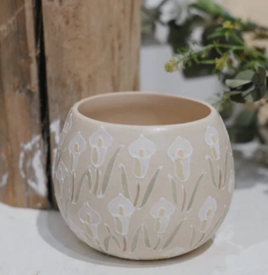 Handmade ceramic horseshoe flower water cup